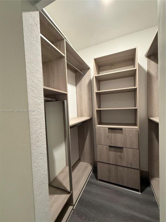 В аренду: $3,300 (3 спален, 2 ванн, 1330 Квадратных фут)