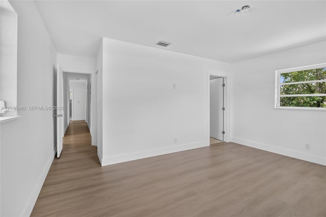 待售: $799,900 (3 贝兹, 2 浴室, 1738 平方英尺)