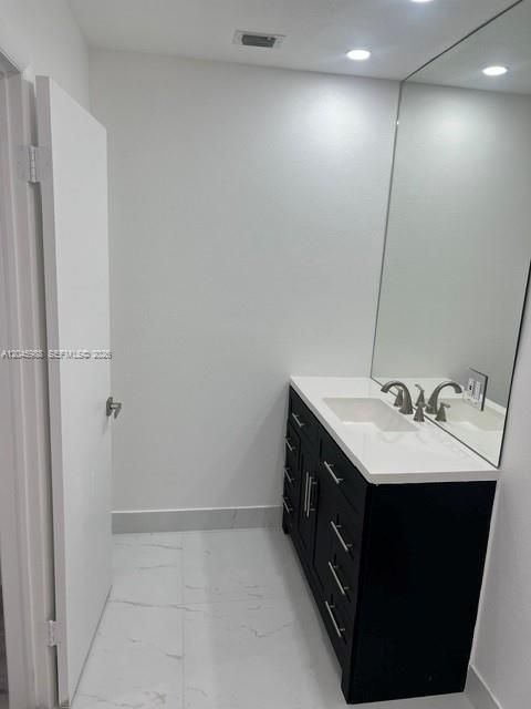 For Rent: $4,400 (5 beds, 3 baths, 2406 Square Feet)