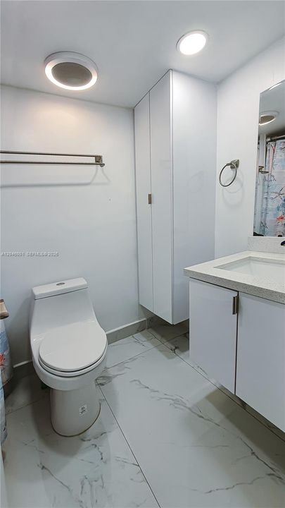 В аренду: $2,850 (2 спален, 2 ванн, 1285 Квадратных фут)