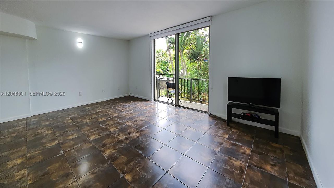 В аренду: $2,850 (2 спален, 2 ванн, 1285 Квадратных фут)