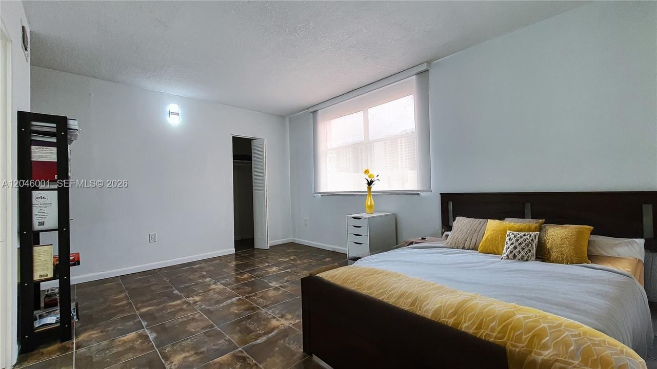 В аренду: $2,850 (2 спален, 2 ванн, 1285 Квадратных фут)