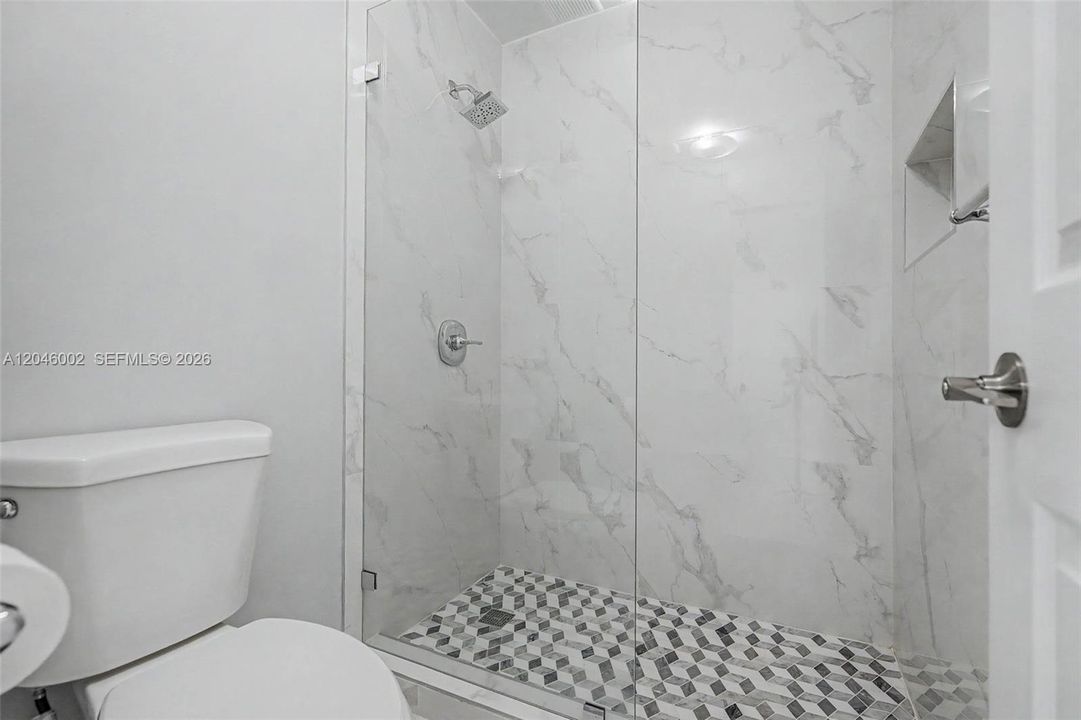 В аренду: $3,400 (3 спален, 2 ванн, 1453 Квадратных фут)