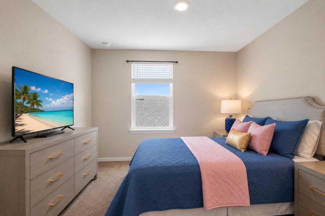 Family Bedroom Queen Size Bed