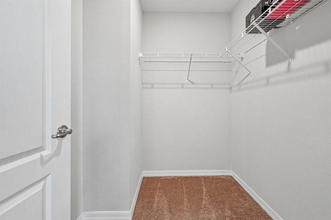 32-web-or-mls-SW Vasari Way-S2806-032