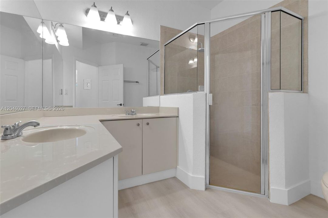 For Rent: $3,600 (3 beds, 2 baths, 1511 Square Feet)