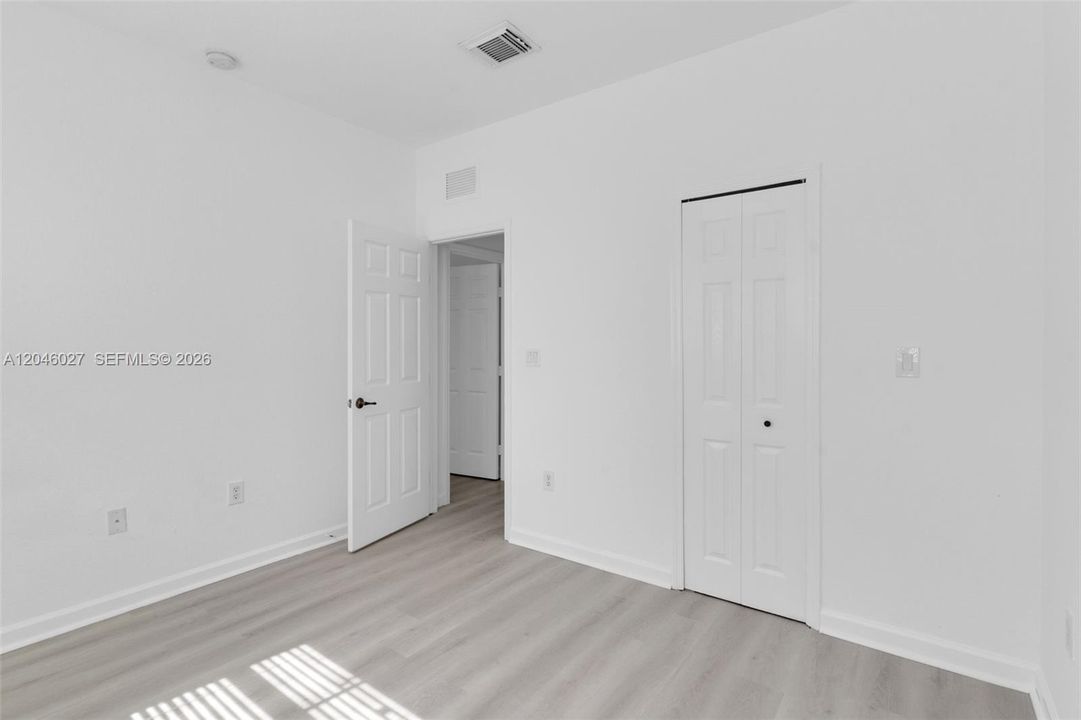 For Rent: $3,600 (3 beds, 2 baths, 1511 Square Feet)
