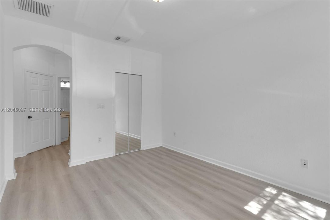 For Rent: $3,600 (3 beds, 2 baths, 1511 Square Feet)