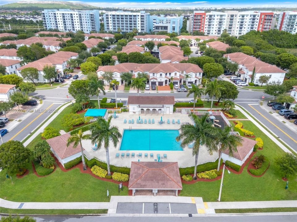 For Rent: $3,600 (3 beds, 2 baths, 1511 Square Feet)