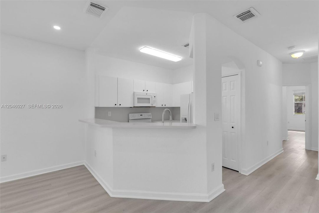 For Rent: $3,600 (3 beds, 2 baths, 1511 Square Feet)