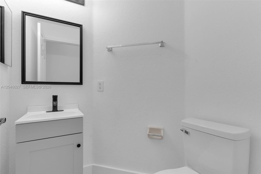 For Rent: $3,600 (3 beds, 2 baths, 1511 Square Feet)