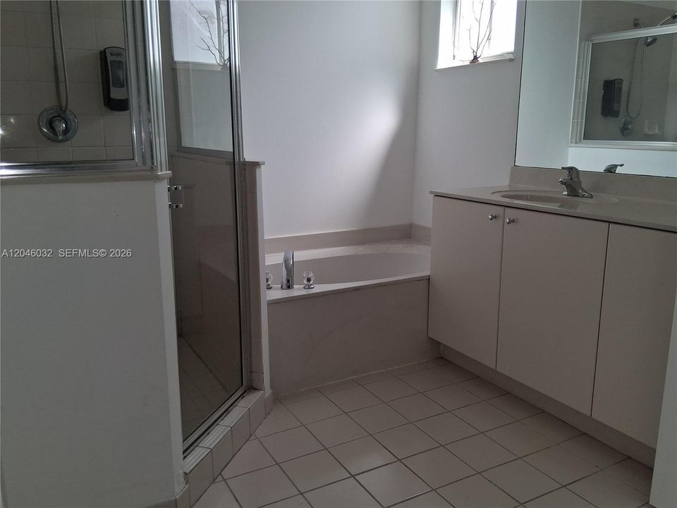 En Renta: $2,600 (3 camas, 2 baños, 1508 Pies cuadrados)