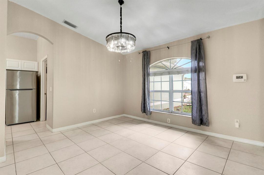 Living/Dining Area