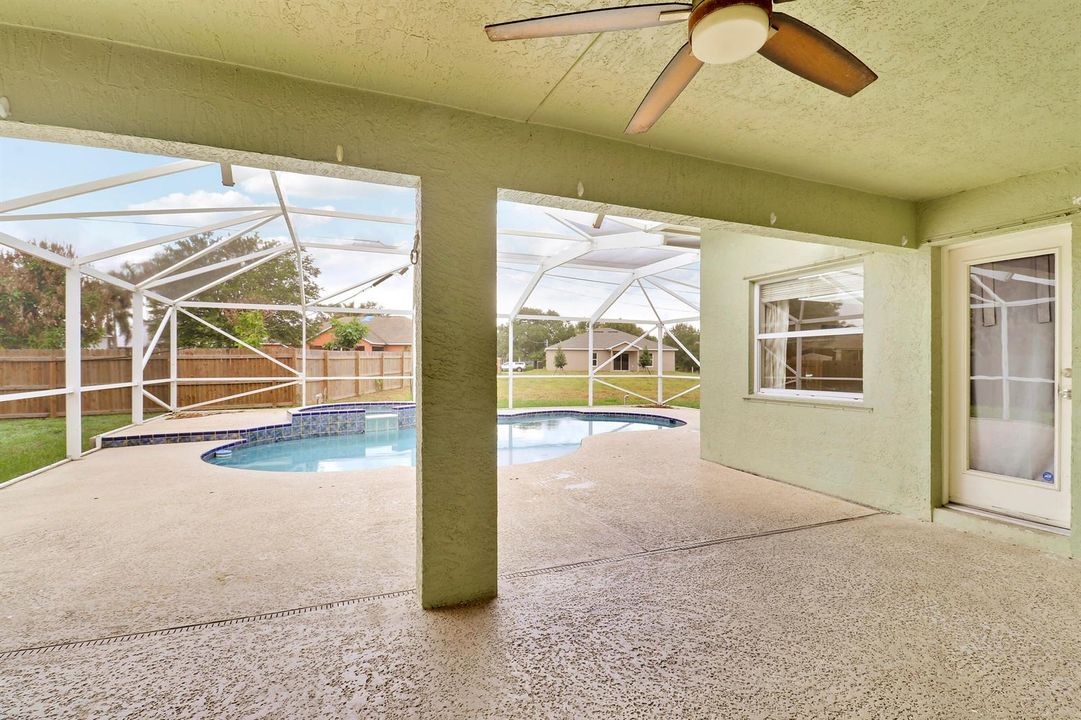 Covered Patio w/ Heated Pool/Spa