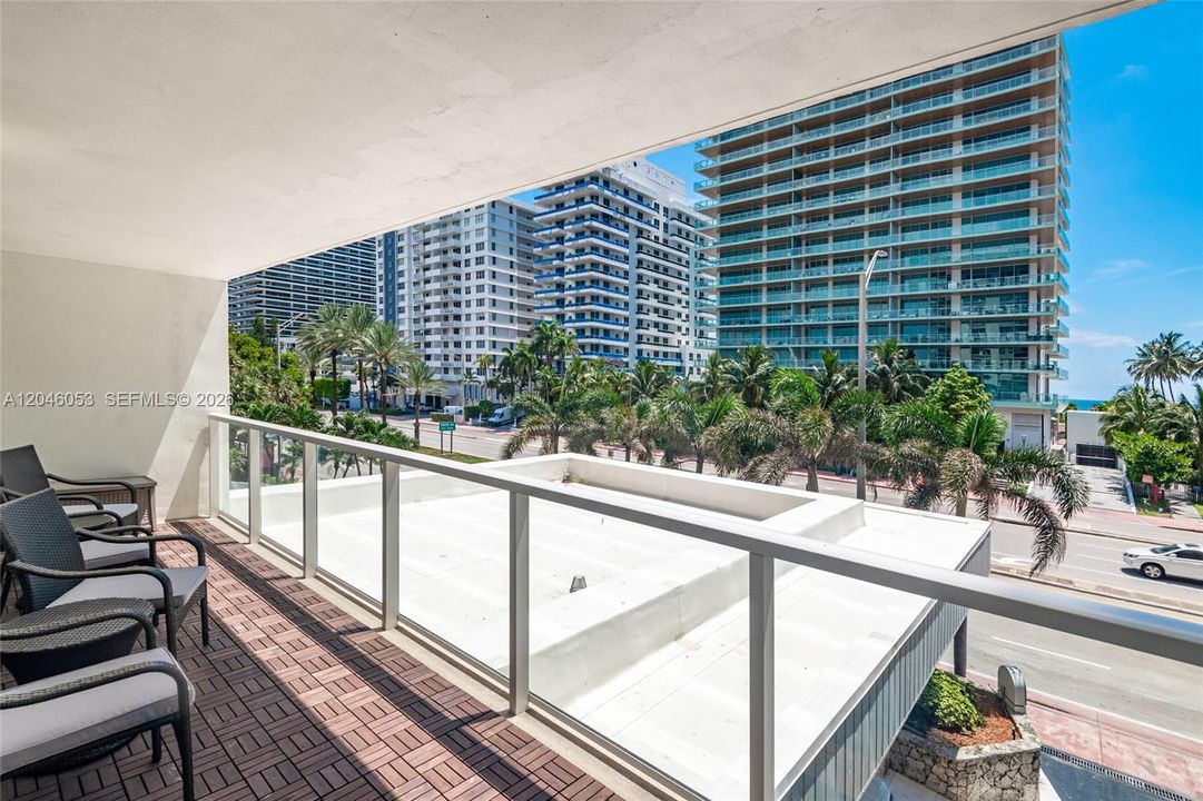 For Rent: $3,650 (2 beds, 2 baths, 1362 Square Feet)