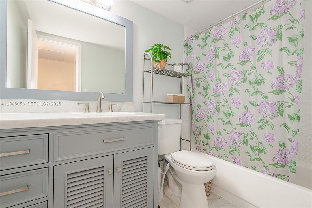 For Rent: $3,650 (2 beds, 2 baths, 1362 Square Feet)