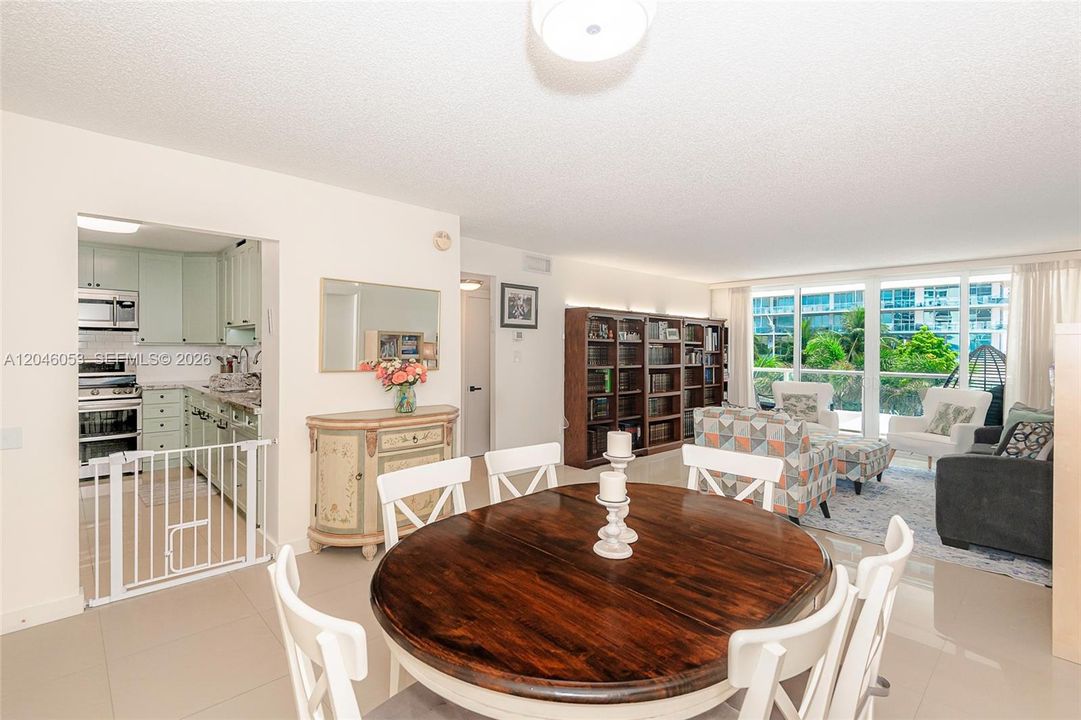 For Rent: $3,650 (2 beds, 2 baths, 1362 Square Feet)