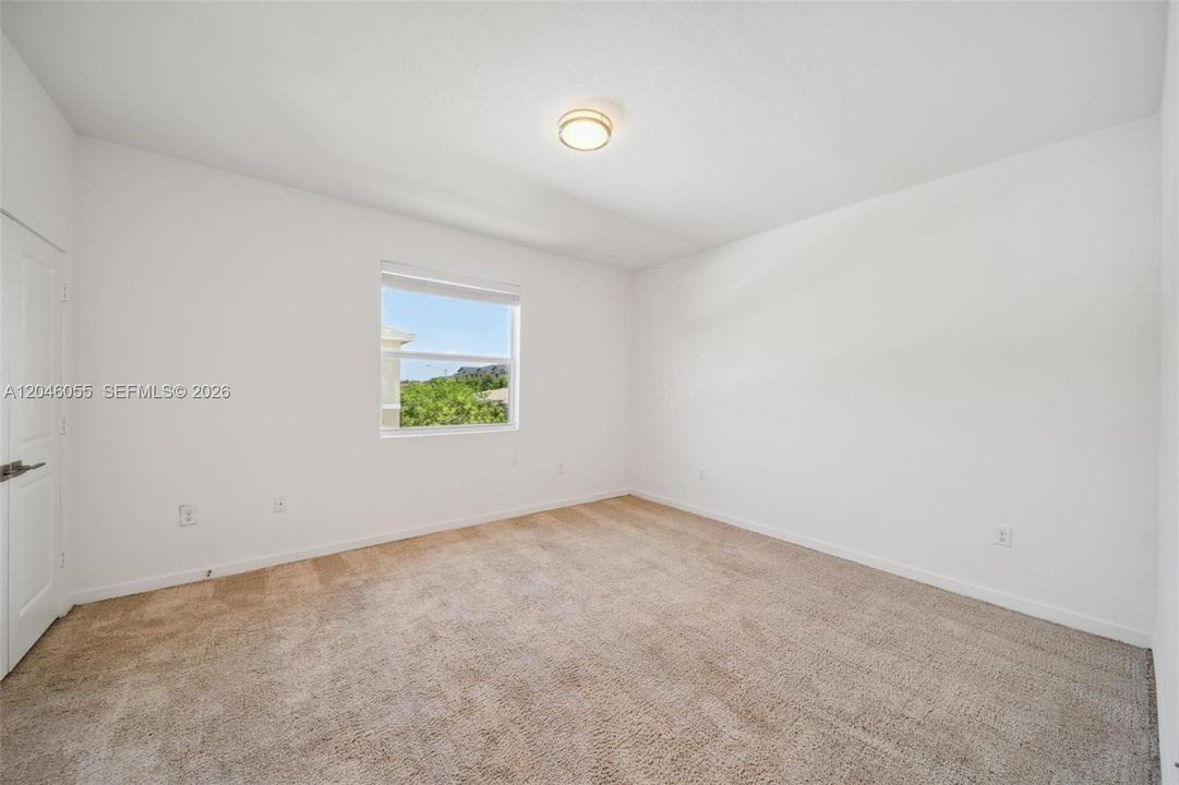 En Renta: $2,600 (3 camas, 3 baños, 1272 Pies cuadrados)