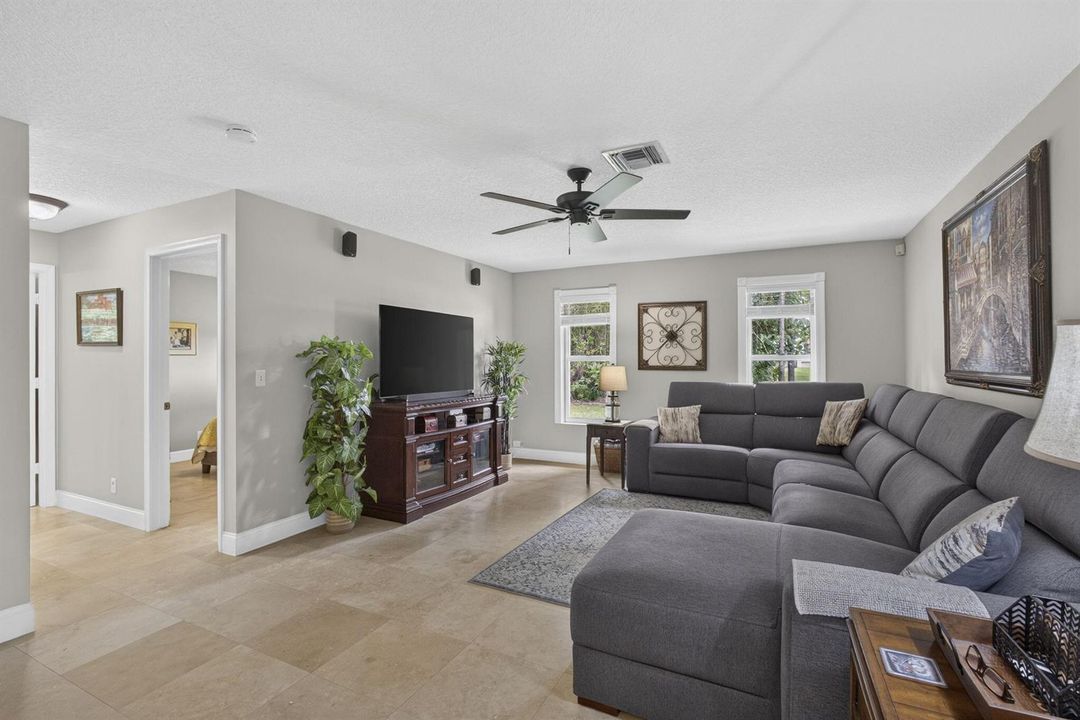 22 Family Room