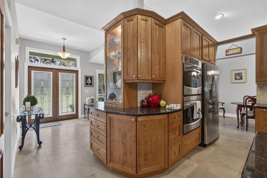 14 Kitchen