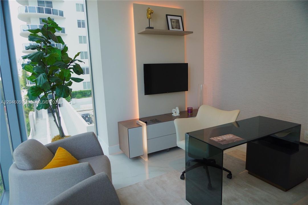 For Rent: $17,500 (4 beds, 5 baths, 2663 Square Feet)