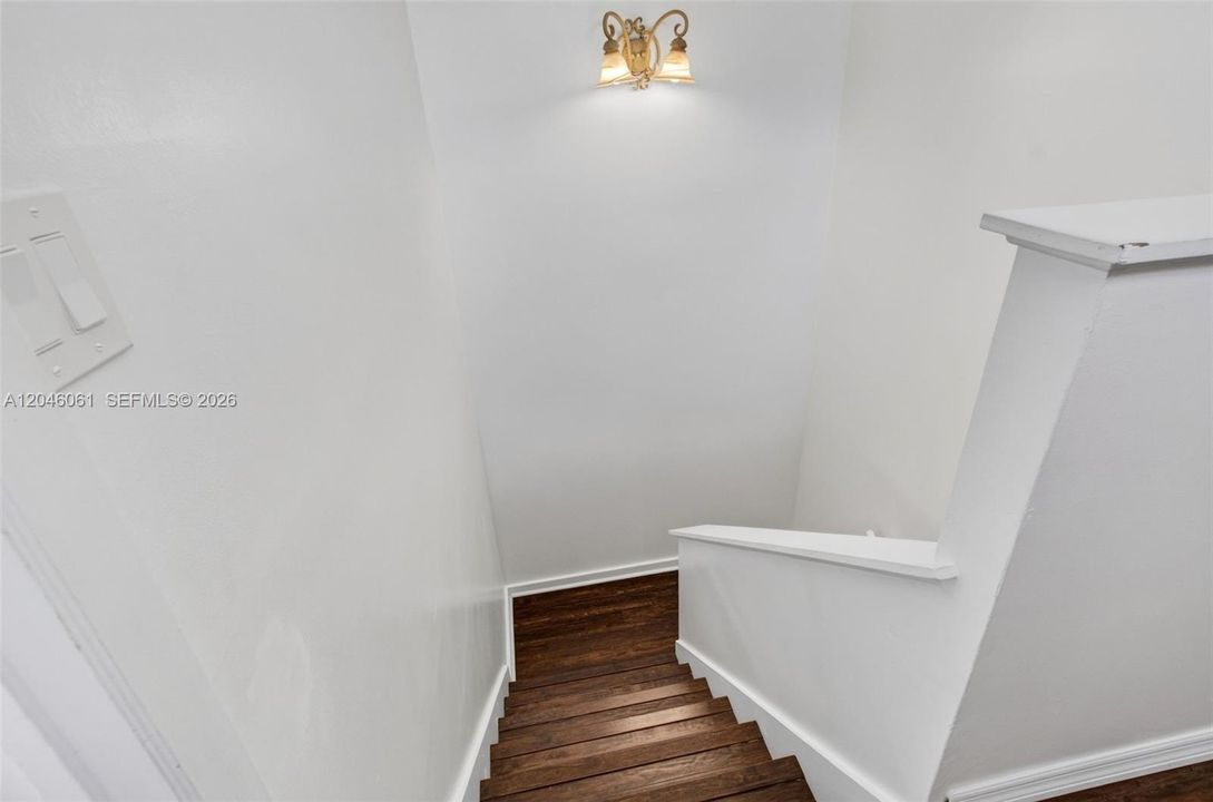 На продажу: $299,000 (3 спален, 2 ванн, 1308 Квадратных фут)