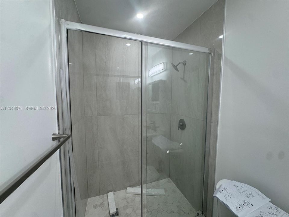 For Rent: $3,500 (3 beds, 2 baths, 1959 Square Feet)