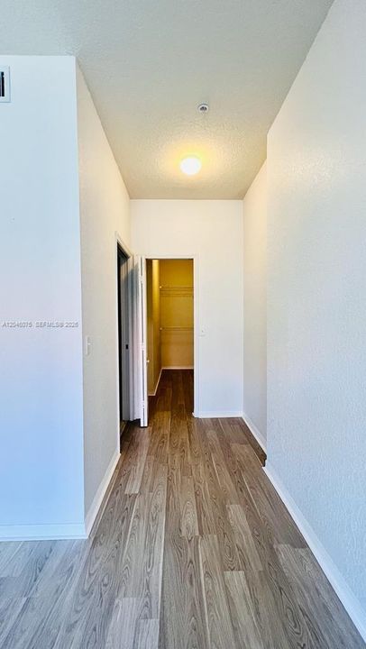 В аренду: $2,600 (2 спален, 2 ванн, 1403 Квадратных фут)
