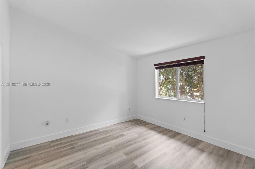 For Rent: $1,850 (2 beds, 2 baths, 815 Square Feet)