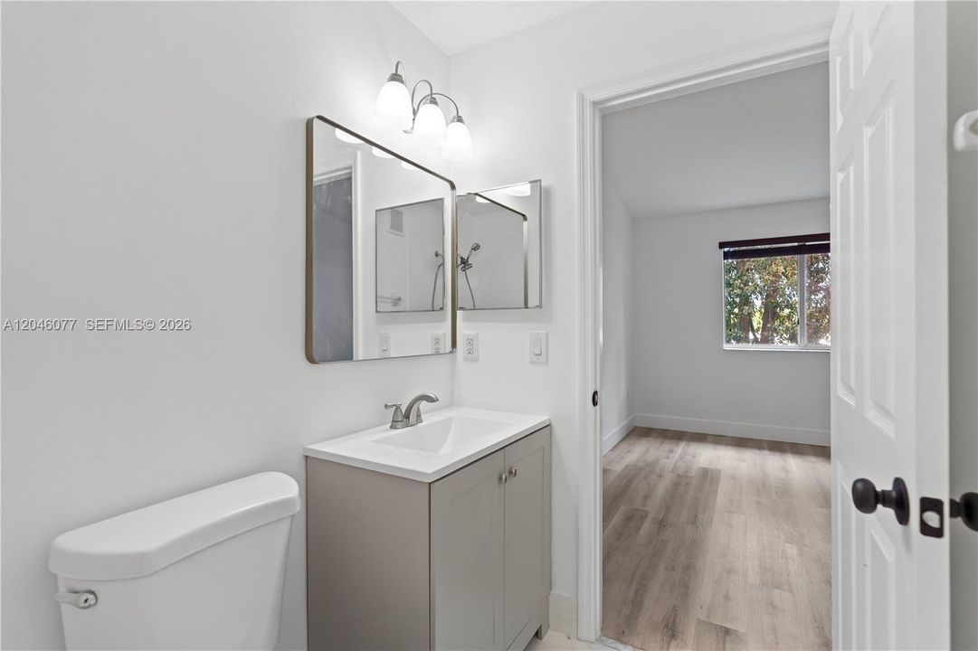 For Rent: $1,850 (2 beds, 2 baths, 815 Square Feet)