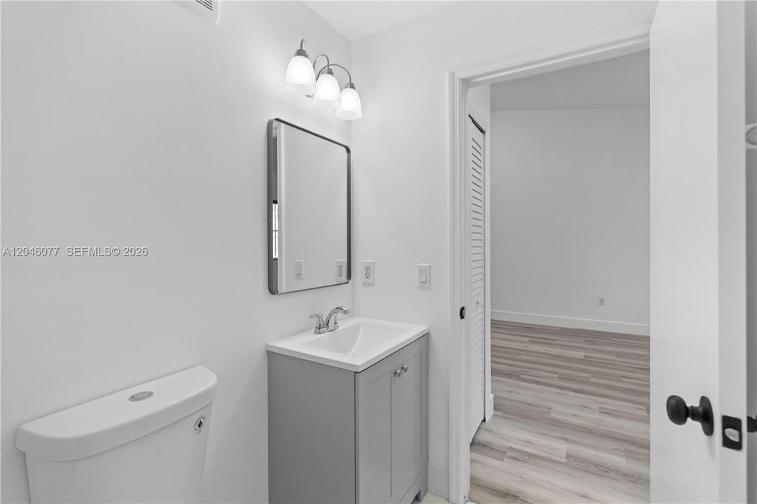 For Rent: $1,850 (2 beds, 2 baths, 815 Square Feet)