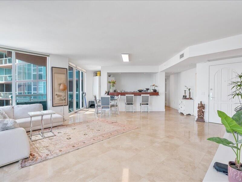 06-3370 Hidden Bay Dr #2409_006