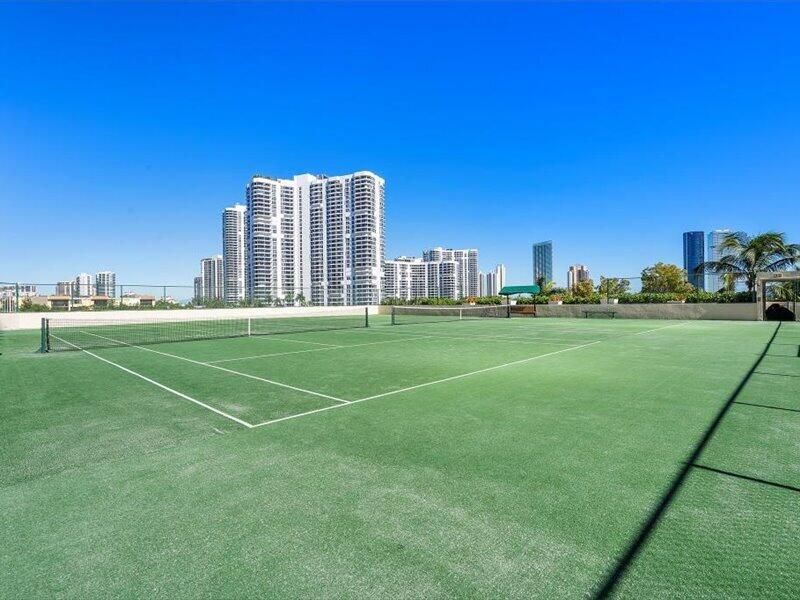 48-3370 Hidden Bay Dr #2409_048