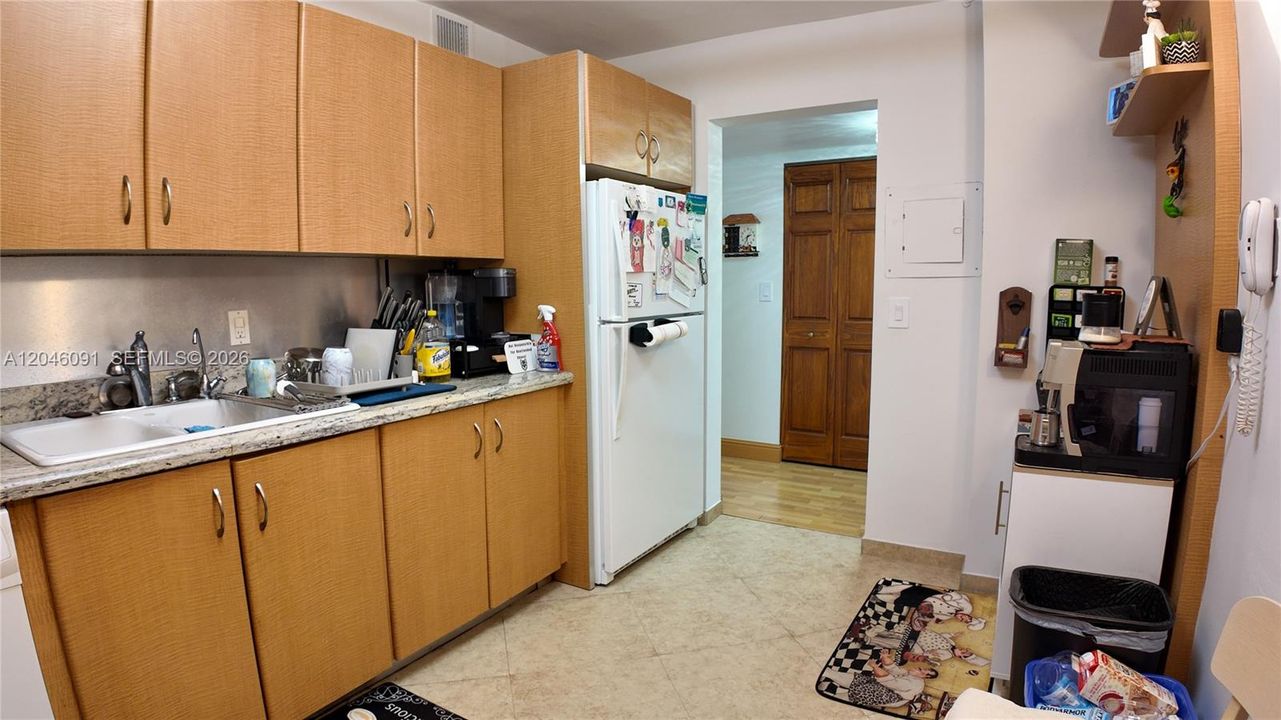 En Renta: $2,950 (2 camas, 2 baños, 1350 Pies cuadrados)