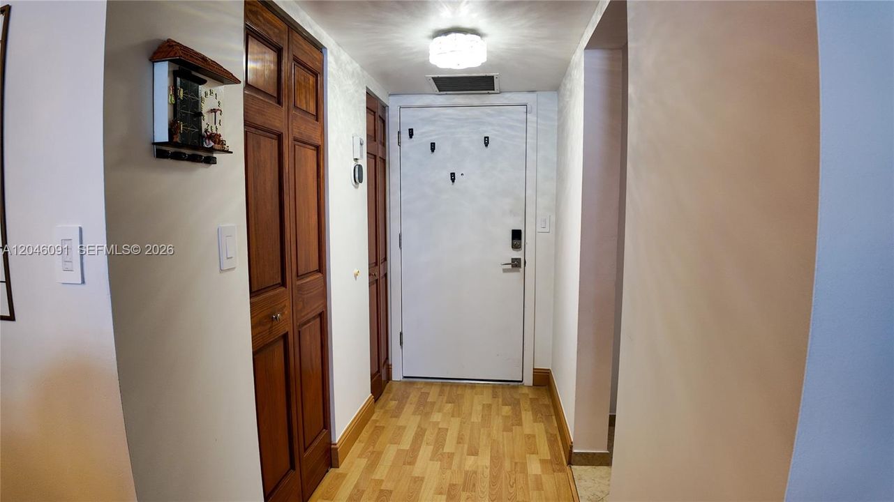 En Renta: $2,950 (2 camas, 2 baños, 1350 Pies cuadrados)