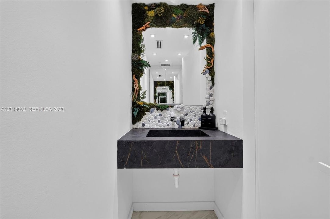 En Venta: $6,950,000 (3 camas, 3 baños, 880 Pies cuadrados)
