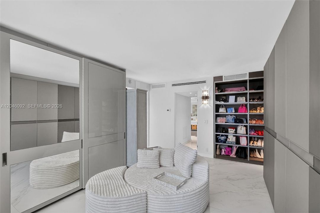 En Venta: $6,950,000 (3 camas, 3 baños, 880 Pies cuadrados)