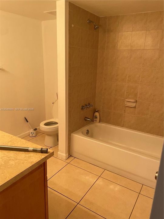 В аренду: $1,800 (1 спален, 1 ванн, 775 Квадратных фут)