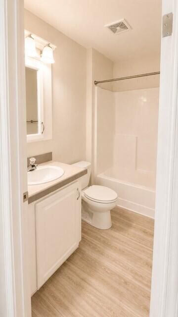 2nd bathroom