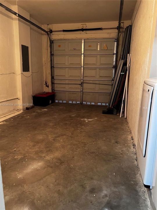 For Rent: $2,800 (4 beds, 3 baths, 1837 Square Feet)