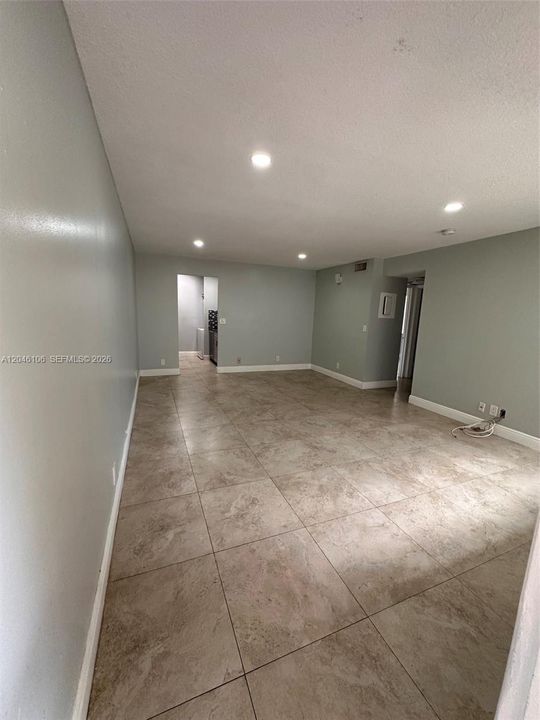 For Rent: $2,100 (2 beds, 2 baths, 768 Square Feet)