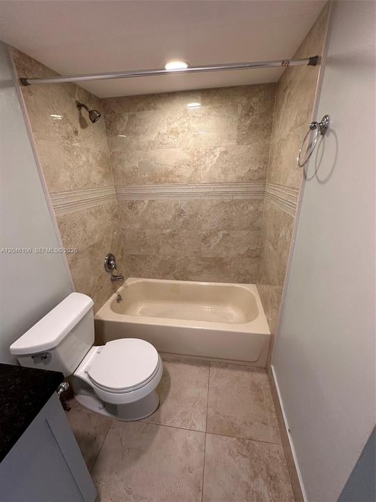 For Rent: $2,100 (2 beds, 2 baths, 768 Square Feet)