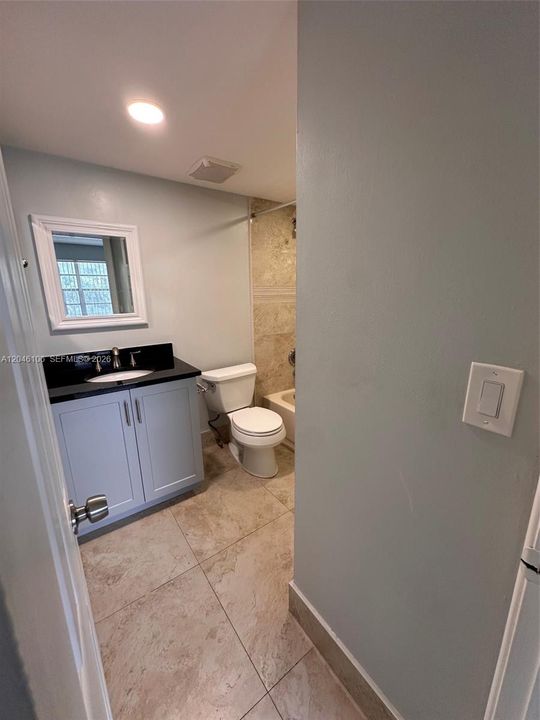 For Rent: $2,100 (2 beds, 2 baths, 768 Square Feet)