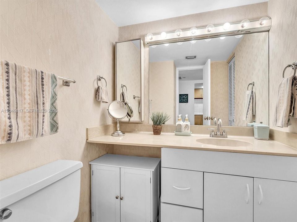 Half Bath by the entrance