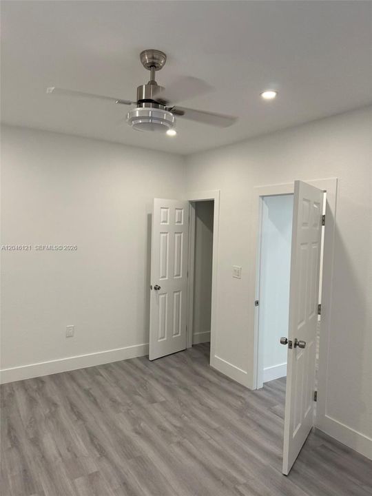 For Rent: $2,150 (2 beds, 1 baths, 6891 Square Feet)