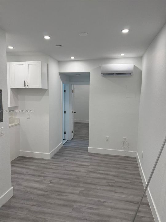 For Rent: $2,150 (2 beds, 1 baths, 6891 Square Feet)