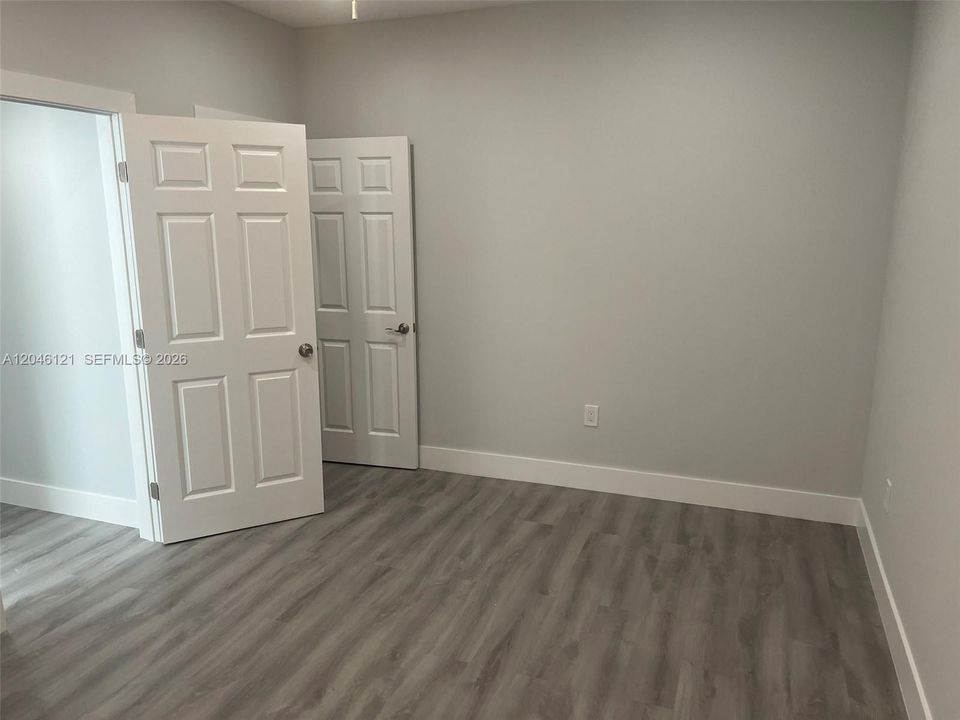 For Rent: $2,150 (2 beds, 1 baths, 6891 Square Feet)