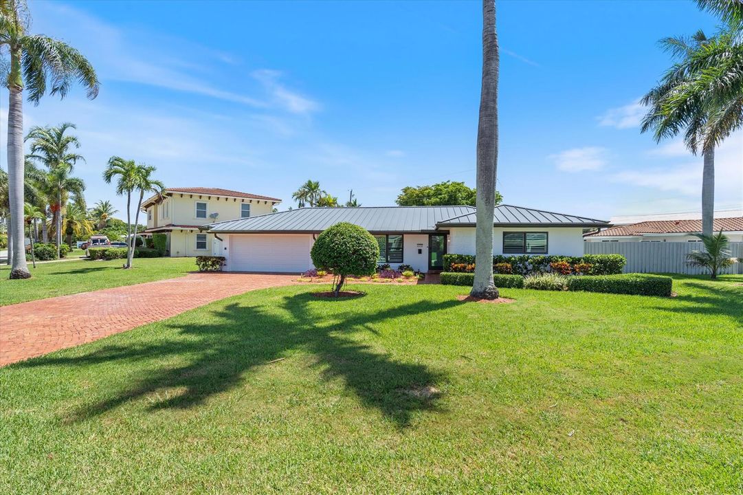 02-4410 NE 24th Ave Light House Point, F