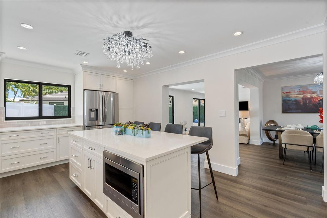 12-4410 NE 24th Ave Light House Point, F