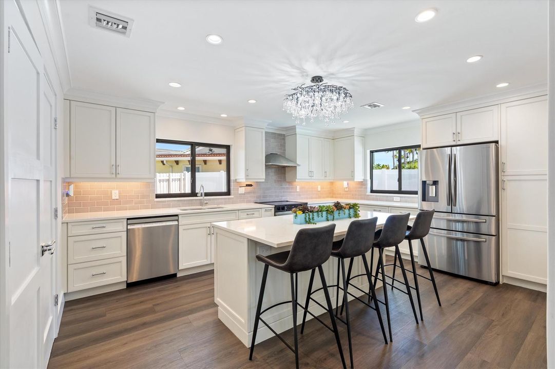 11-4410 NE 24th Ave Light House Point, F